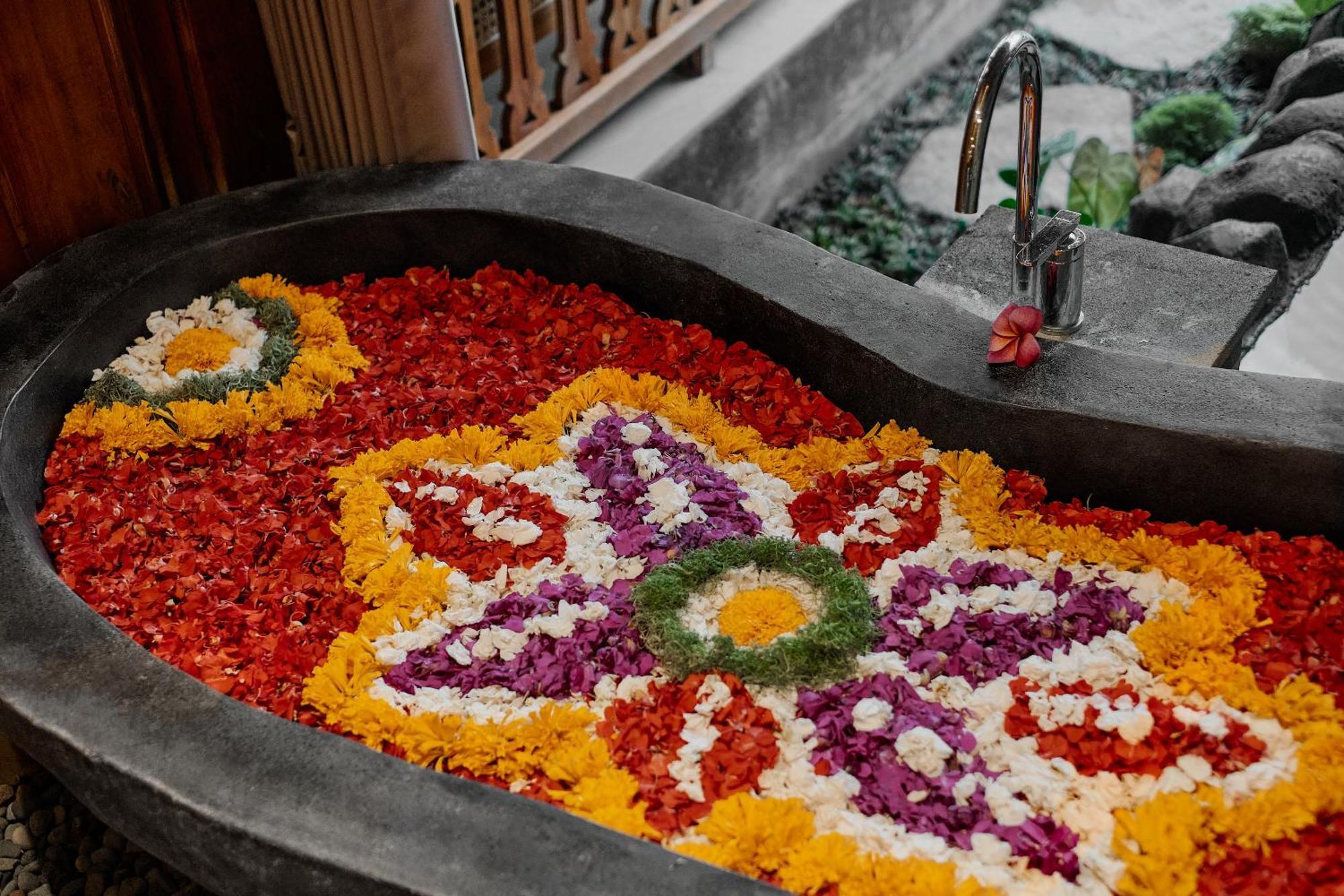 Ratni Ubud Villa Eksteriør billede